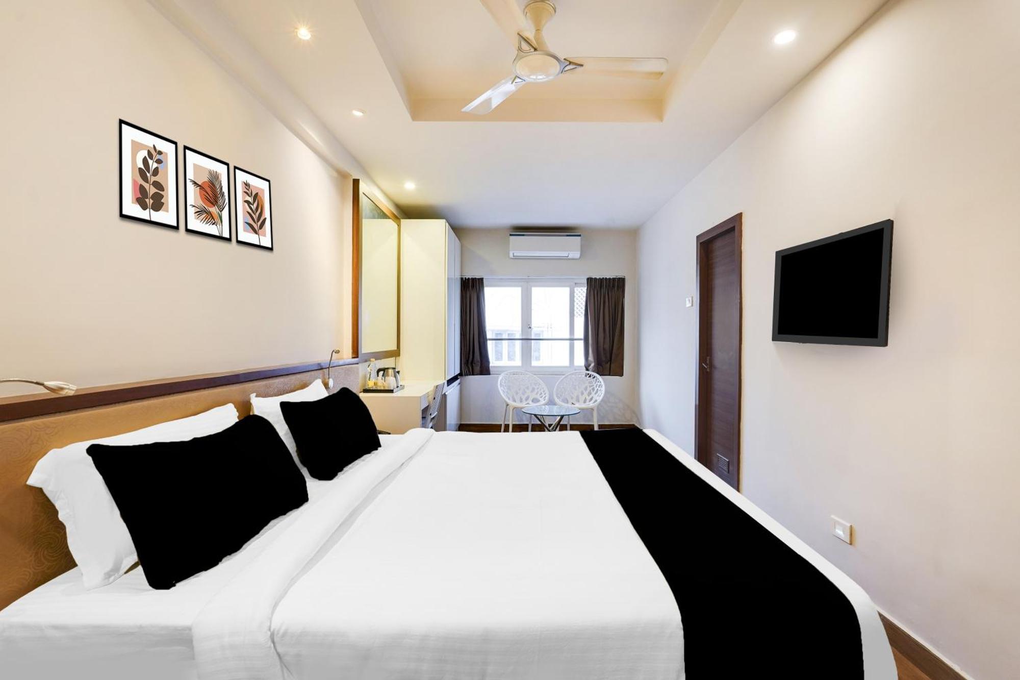 Super Townhouse Oak Kodambakkam Formerly Cine City Chennai Bagian luar foto