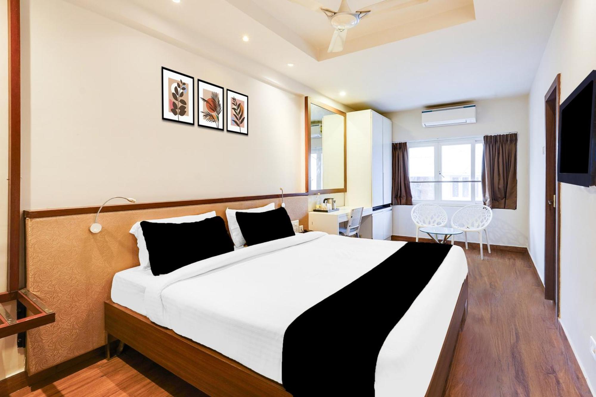 Super Townhouse Oak Kodambakkam Formerly Cine City Chennai Bagian luar foto